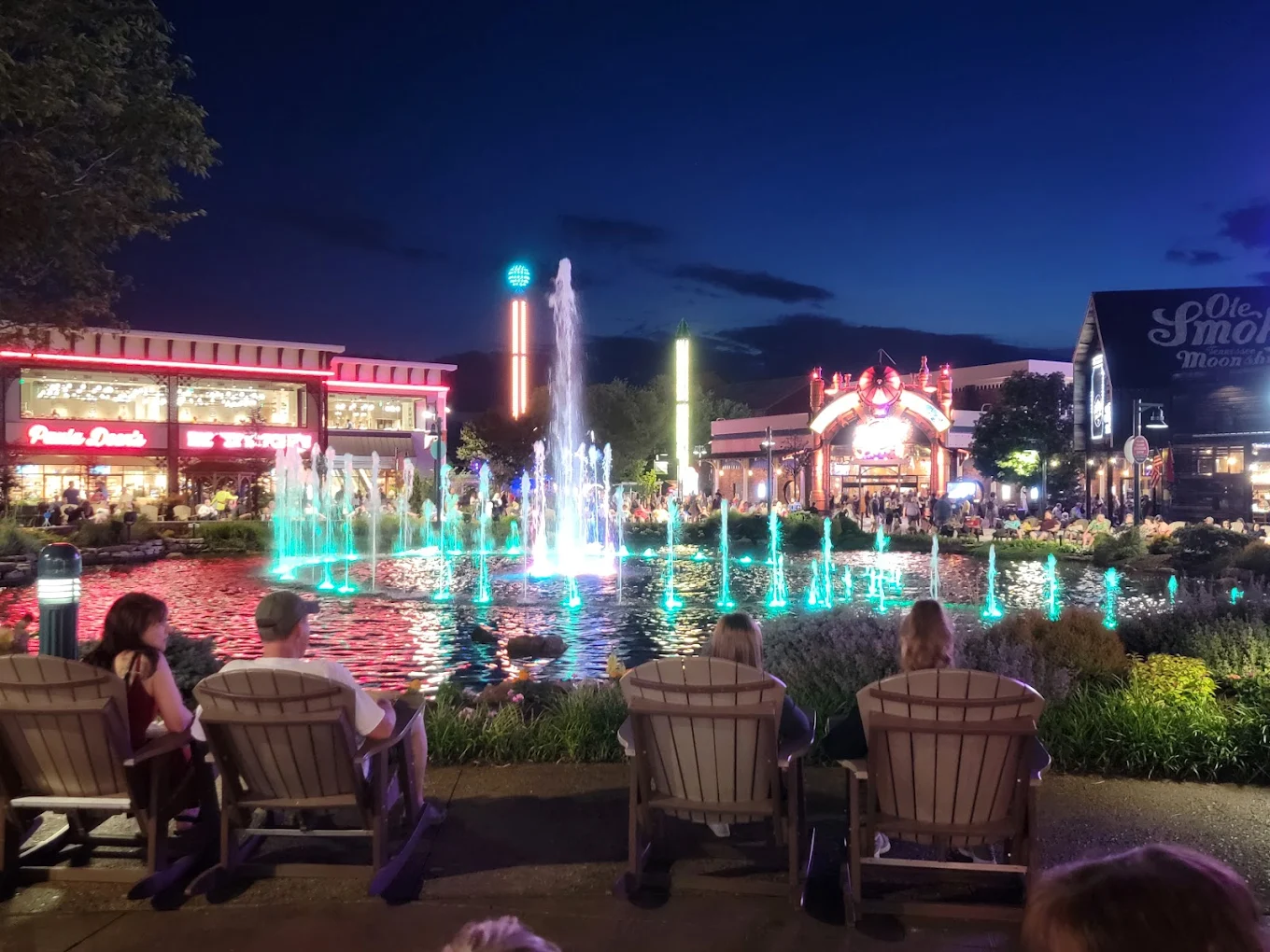 Pigeon Forge Attractions: Fun Hub at The Island, Smoky Mountains